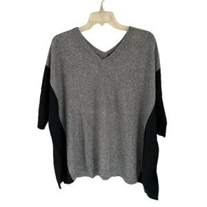 Women's Size - Small Acrobat Oversized V-neck Colorblock Gray Black
